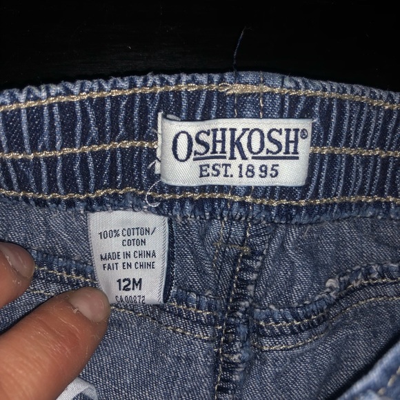 Infant Oshkosh jeans with floral accents - Picture 3 of 3